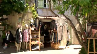 Link to Video | Southern France, summer, France, 4K resolution, tourism region, Le Castelet, Mediterranean Basin