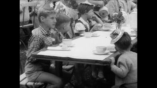 Link to Video | Paul Karl Lieberenz, square, Kleingärtner, fuddy-duddy