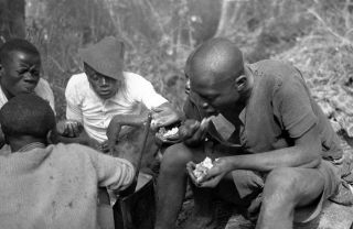 Link zum Foto | Kamerun, Paul Lieberenz, Afrika, Schwarzweißfotografie, Kamerun, Kolonisation, Schwarzweiß