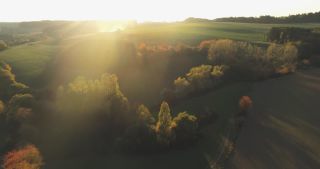 Link zum Video | Landschaft, Saarland, Herbst, ländlicher Raum, Deutschland, Luftaufnahme, Hochland
