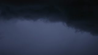 Link zum Video | Saarland, Blitzeinschlag, Deutschland, Dunkelheit, 4K, Gewitter, Blitz, Nacht, Marpingen