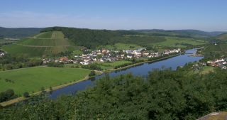 Link to Video | landscape, 2017, Rhineland-Palatinate, summer, Saar, Germany, Saar-Hunsrück Nature Park, vineyard, wine, Riesling, Saarburg, Trier-Saarburg