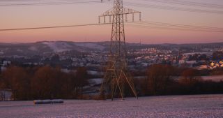 Link zum Video | Landschaft, Saarland, Winter, Deutschland, elektrische Leitung, 4K, 2021, Freileitungsmasttyp, Landkreis Neunkirchen, Hochspannungsmast