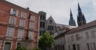 Link to Video | Marne, summer, Champagne-Ardenne, France, Timber Framed Building In The South West Corner Of The Churchyard Of Church Of St Mary, Grand Est, 4K resolution, 2019, Châlons-en-Champagne