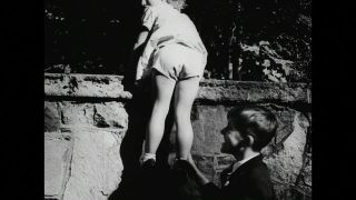 Link to Video | New York, motor car, private transport, 1939, United States of America, road transport, antique car, black and white