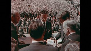 Link zum Video | Staatsbesuch von John F. Kennedy in der Bundesrepublik Deutschland im Jahr 1963, Deutschland, Farbe, 1963, Staatsoberhaupt, Bundesrepublik Deutschland bis 1990, Farbfilm, John F. Kennedy