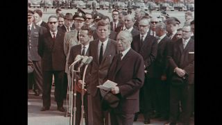 Link zum Video | Staatsbesuch von John F. Kennedy in der Bundesrepublik Deutschland im Jahr 1963, Deutschland, Farbe, 1963, Staatsoberhaupt, Bundesrepublik Deutschland bis 1990, Farbfilm, John F. Kennedy