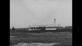 Link to Video | airplane with propellers, Elizabeth, New Jersey, aircraft construction, airplane, 1917, military aircraft, United States of America, manufactory, Plainfield, production, Standard Aircraft Corporation, black and white, aerospace manufacturer