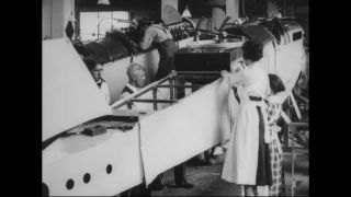 Link to Video | airplane with propellers, Elizabeth, New Jersey, aircraft construction, 1917, military aircraft, United States of America, manufactory, Plainfield, production, Standard Aircraft Corporation, black and white, aerospace manufacturer