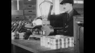Link to Video | airplane with propellers, Elizabeth, New Jersey, aircraft construction, 1917, military aircraft, United States of America, manufactory, Plainfield, production, Standard Aircraft Corporation, black and white, aerospace manufacturer