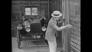 Link to Video | United States of America, Hollywood, Los Angeles, California