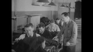 Link to Video | symbolism, antisemitism, yellow badge, 1930s, Poland, 1940s, sign, Third Reich, Nazi Germany, Jewish people, symbol, Dąbrowa Białostocka