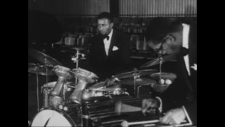 Link to Video | modern jazz, black-and-white photographic film, black-and-white photography, performance, 1960, musician, Modern Jazz Quartet, jazz, Modern Jazz Quartet concert