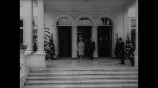 Link to Video | occurrence, historical event, Germany, state visit, May 1, 1965, capital city, Bonn, personality, black and white, Elizabeth II