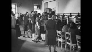 Link to Video | social equality, Gleichstellung, job training, vocational school, emancipation, woman, Arbeitswelt im Wandel – wie muss der Sozialstaat reformiert werden?, Arbeitsbedingung, women in the workforce