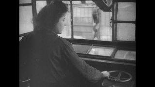 Link to Video | social equality, Gleichstellung, job training, vocational school, emancipation, woman, Arbeitswelt im Wandel – wie muss der Sozialstaat reformiert werden?, Arbeitsbedingung, women in the workforce