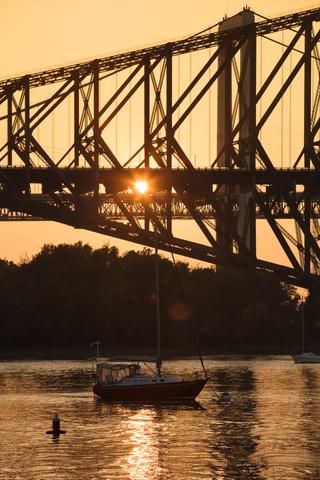 Link to Photo | color, North America