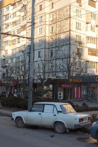Link to Photo | Chișinău, Moldova, color, 2022, capital city