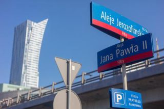 Link to Photo | photograph, metropolis, Eastern Europe