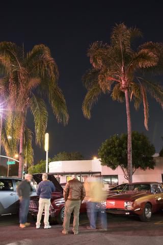 Link to Photo | photograph, motor car, Youngtimer, United States of America, Burbank, antique car, classic car, California