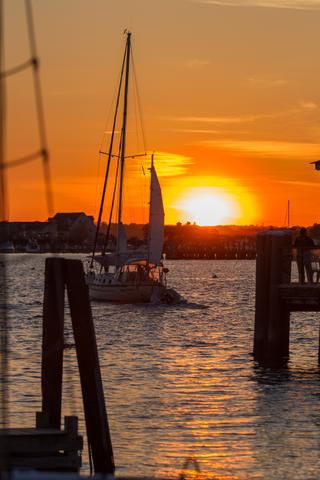 Link to Photo | photography, 2014, color, United States of America, Newport