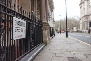 Link to Photo | photograph, United Kingdom, color, Great Britain, London