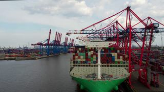 Link to Video | Hamburg, ship, cargo shipping, big city, logistics, Germany, business activity, color, 4K resolution, port, Europe, Northern Germany, aerial shot, 2024, day, freight transport, Hanseatic city, transport