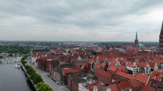 Link to Video | Schleswig-Holstein, November, autumn, big city, Germany, color, 4K resolution, Lübeck, Europe, aerial shot, 2024, city, Hanseatic city, cloud cover