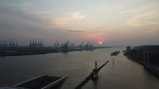 Link to Video | Hamburg, March, Elbe, sunset, Germany, Container Terminal, color, 4K resolution, mood, river, Europe, Northern Germany, aerial shot, container terminal, 2024, fuchsia, Envelope station, Hanseatic city, evening