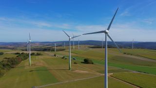 Link to Video | Büschdorf, landscape, machine, Saarland, renewable energy, turbine, electric generator, energy source, power station, electric power source, Germany, wind farm, wind turbine generator system, wind power, aerial shot, wind turbine, wind energy, sky