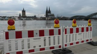 Link to Video | national waterways in Germany, North Rhine-Westphalia, waterway, Germany, Western Europe, Central Europe, high tide, Cologne, river, Europe, main stream, Rhine, natural disaster, flood