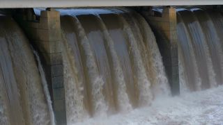 Link to Video | Rhineland-Palatinate, body of water, Saar, Germany, fluid flow, water, waterfall, barrage, river, Europe, Serrig, nature, flood, Trier-Saarburg