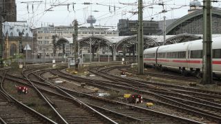 Link zum Video | Nordrhein-Westfalen, Deutschland, Mitteleuropa, Köln, Stadt in Deutschland, Europa