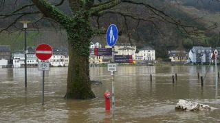 Link to Video | Rhineland-Palatinate, natural phenomenon, Moselle, Germany, flooded village, water, high tide, Mittelmosel, river, Naturkraft, natural disaster, flood