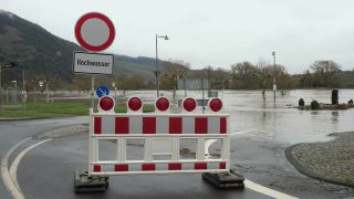 Link to Video | Rhineland-Palatinate, natural phenomenon, Moselle, Germany, flooded village, water, high tide, Mittelmosel, river, Naturkraft, natural disaster, flood