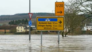 Link to Video | Rhineland-Palatinate, natural phenomenon, Moselle, Germany, flooded village, water, high tide, Mittelmosel, river, Naturkraft, natural disaster, flood