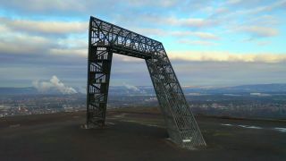 Link to Video | tourist destination, Saarlouis, memorial monument, Germany, artificial landform, Ensdorf, aerial shot, tourist attraction, Saarlouis, spoil tip