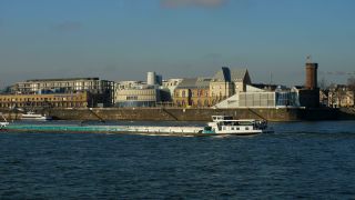 Link to Video | North Rhine-Westphalia, waterway, big city, Germany, metropolis, Central Europe, Cologne, main stream, Rhine, Cologne Government Region