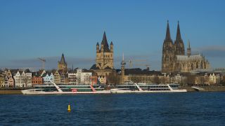 Link to Video | North Rhine-Westphalia, waterway, big city, Germany, metropolis, Central Europe, Cologne, main stream, Rhine, Cologne Government Region