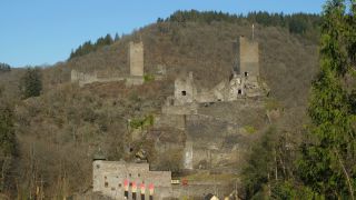 Link to Video | Rhineland-Palatinate, tourist destination, Eifel, castle ruin, Germany, Manderscheid, tourist attraction, Castles of Manderscheid