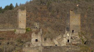 Link to Video | Rhineland-Palatinate, tourist destination, Eifel, castle ruin, Germany, Manderscheid, tourist attraction, Castles of Manderscheid
