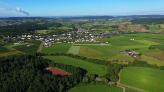 Link zum Video | Landschaft, Obermosel, Mosel, Deutschland, Rheinland-Pfalz, Palzem, Fluss, Luftaufnahme, Palzem