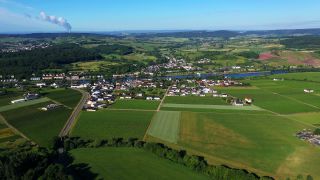 Link to Video | landscape, Upper Moselle, Moselle, Germany, Rheinland-Pfalz, Palzem, river, aerial shot, Palzem