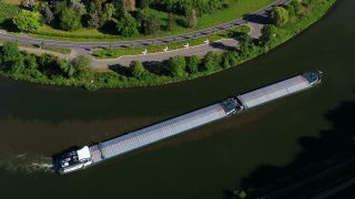 Link to Video | landscape, Upper Moselle, Moselle, Germany, Rheinland-Pfalz, Palzem, river, aerial shot, Palzem