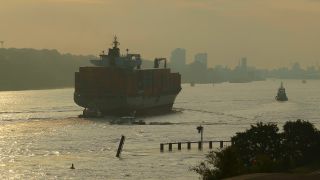 Link to Video | Hamburg, cargo ship, transport, cargo shipping, maritime transport, Elbe, container ship, logistics, Germany, water transport, mode of transport, river, port, container shipping, transport