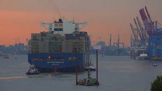Link to Video | Hamburg, cargo ship, transport, cargo shipping, maritime transport, Elbe, container ship, Germany, mode of transport, river, port, transport, morning