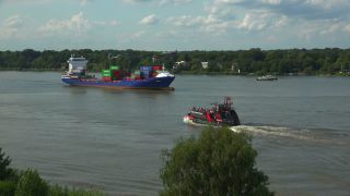 Link to Video | Hamburg, Elbe, Germany