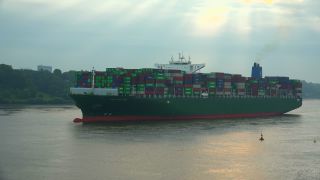Link to Video | Hamburg, cargo ship, waterway, transport, body of water, maritime transport, Elbe, container ship, Germany, mode of transport, sea shipping, river, container shipping, transport