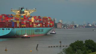 Link to Video | Hamburg, cargo ship, waterway, transport, body of water, maritime transport, Elbe, container ship, Germany, mode of transport, sea shipping, river, container shipping, transport