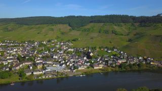 Link to Video | landscape, Rhineland-Palatinate, tourist destination, Moselbrücke Bullay, waterway, body of water, Wolf, Moselle, Germany, wine-producing region, vineyard, viticulture, river, Mosel-Saar-Ruwer, Moselle Valley